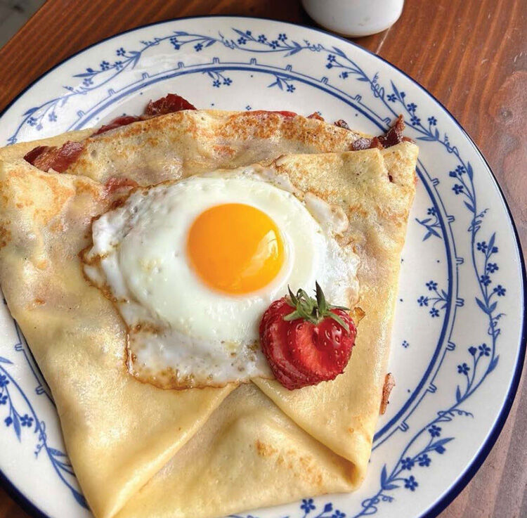 breakfast_sevenswans.jpg